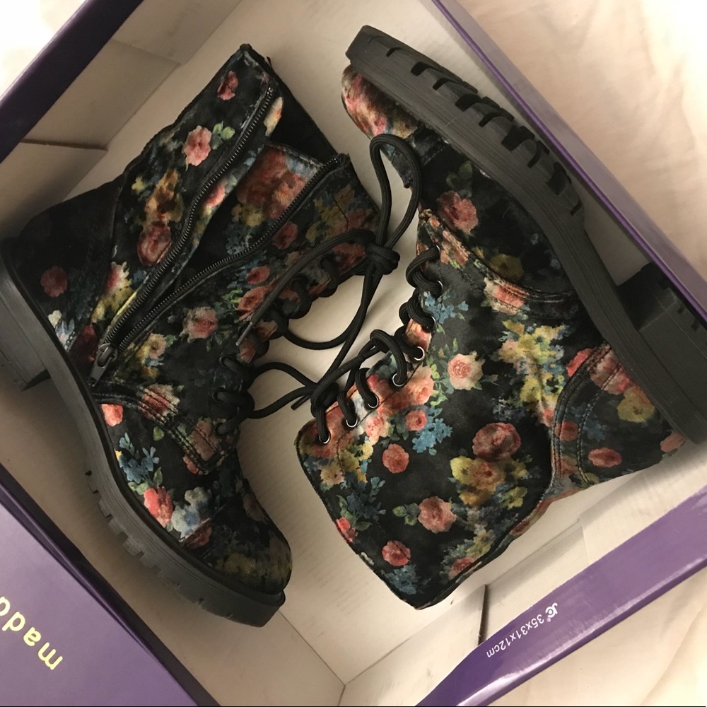 Velvet floral Steve Madden boots